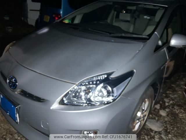 toyota prius 2009 CFJ1676741 image 2