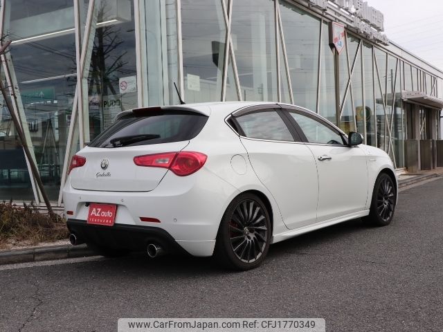 alfa-romeo giulietta 2012 CFJ1770349 image 2