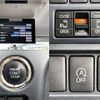 toyota voxy 2014 504928-930363 image 4