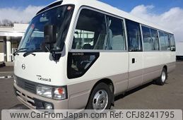 hino-liesse-2005-15536-car_6e85e2f9-905c-4d03-b1cb-e99cf7bf5b66