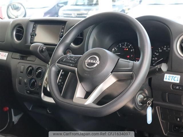nissan caravan-van 2023 CFJ1634097 image 2