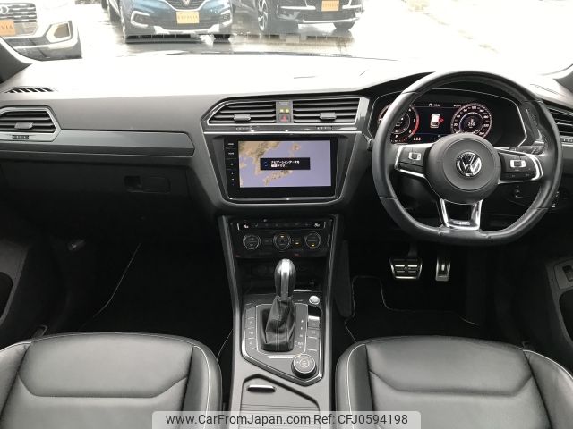 volkswagen tiguan 2018 -VOLKSWAGEN--VW Tiguan LDA-5NDFGF--WVGZZZ5NZKW801163---VOLKSWAGEN--VW Tiguan LDA-5NDFGF--WVGZZZ5NZKW801163- image 2