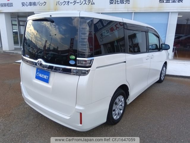 toyota voxy 2017 CFJ1647059 image 2