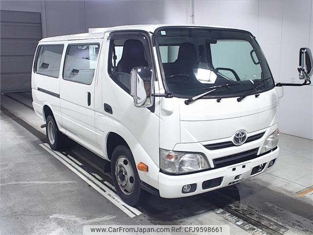 toyota dyna-truck 2012 -TOYOTA--Dyna XZC605V-0003818---TOYOTA--Dyna XZC605V-0003818- image 1