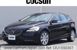 volvo v40 2018 CFJ1550307