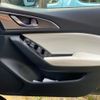 mazda axela 2018 CFJ1744644 image 17
