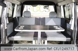toyota hiace-van 2010 GOO_JP_700030304130250606001