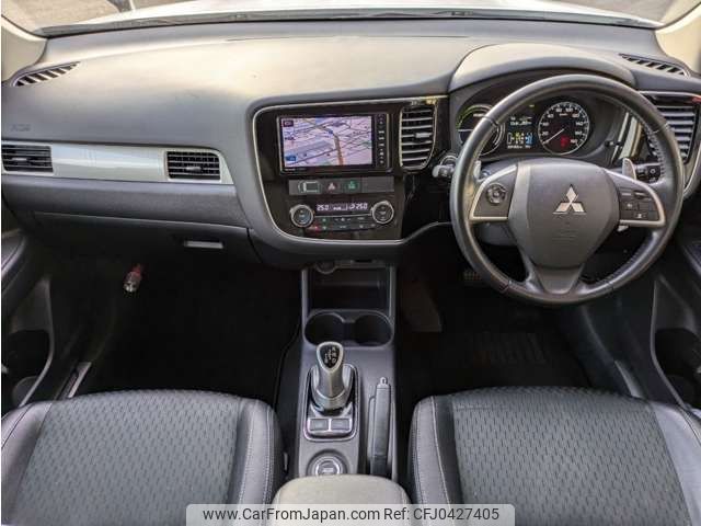 mitsubishi outlander-phev 2013 -MITSUBISHI--Outlander PHEV DLA-GG2W--GG2W-0006847---MITSUBISHI--Outlander PHEV DLA-GG2W--GG2W-0006847- image 2