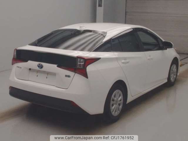 toyota prius 2022 CFJ1761952 image 2