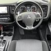 mitsubishi-outlander-2013-7414-car_6ef74c44-1d46-4cd9-914e-530303c20327