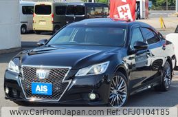 toyota crown 2014 CFJ0104185