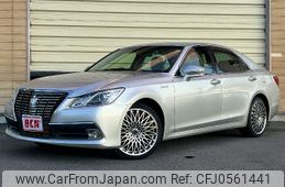 toyota crown 2013 -TOYOTA--Crown DAA-AWS210--AWS210-6014655---TOYOTA--Crown DAA-AWS210--AWS210-6014655-