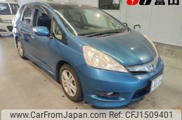 honda fit-shuttle 2011 CFJ1509401