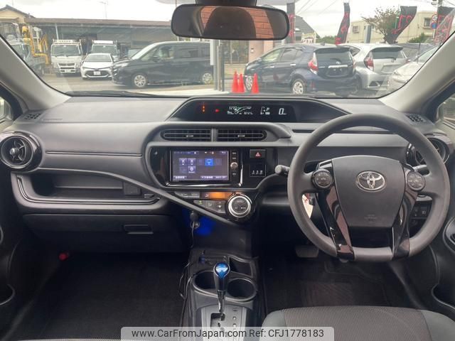 toyota aqua 2016 CFJ1778183 image 2