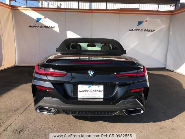 bmw 8-series 2022 -BMW--BMW 8 Series AE30--0CJ39203---BMW--BMW 8 Series AE30--0CJ39203- image 2