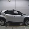 toyota yaris-cross 2021 CFJ1522640 image 4