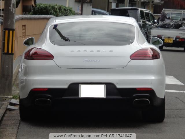 porsche panamera 2014 CFJ1741047 image 2