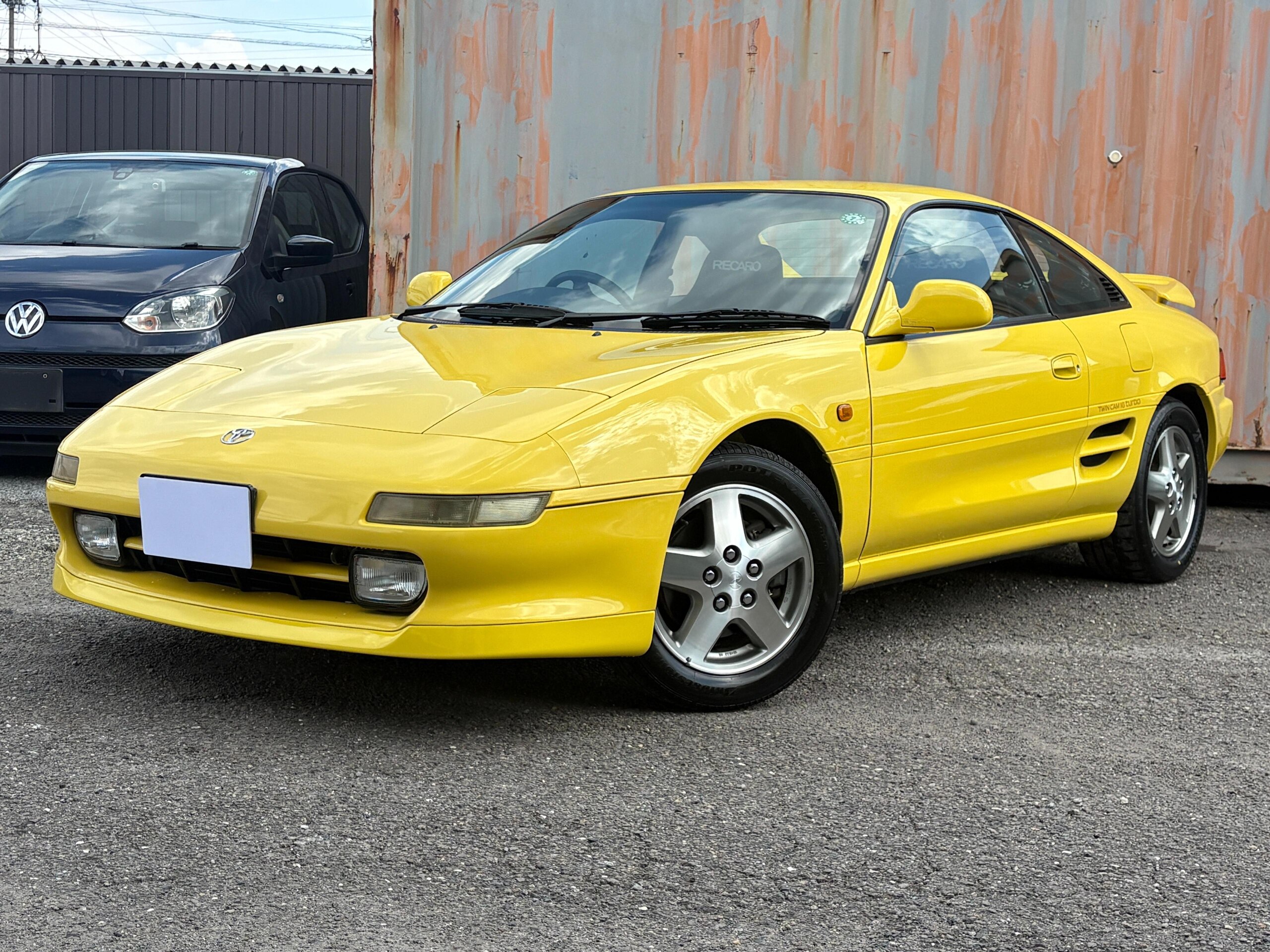 car_6f26e232-4b78-45fe-a360-