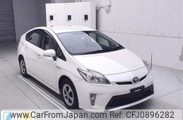 toyota prius 2012 -TOYOTA--Prius ZVW30-5437070---TOYOTA--Prius ZVW30-5437070-