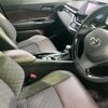 toyota c-hr 2018 quick_quick_DAA-ZYX10_ZYX10-2162297 image 4