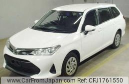 toyota corolla-fielder 2018 CFJ1761550