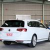 volkswagen passat-variant 2019 quick_quick_3CCHH_WVWZZZ3CZKE042737 image 2