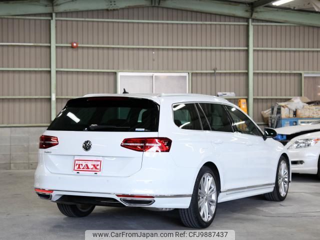 volkswagen passat-variant 2019 quick_quick_3CCHH_WVWZZZ3CZKE042737 image 2