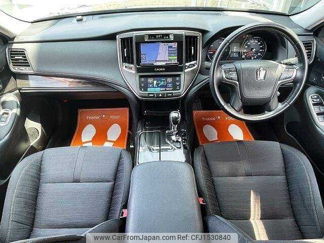 toyota crown 2013 CFJ1530840 image 1