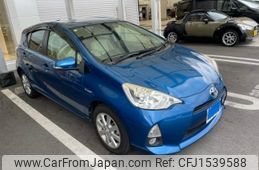 toyota aqua 2014 CFJ1539588