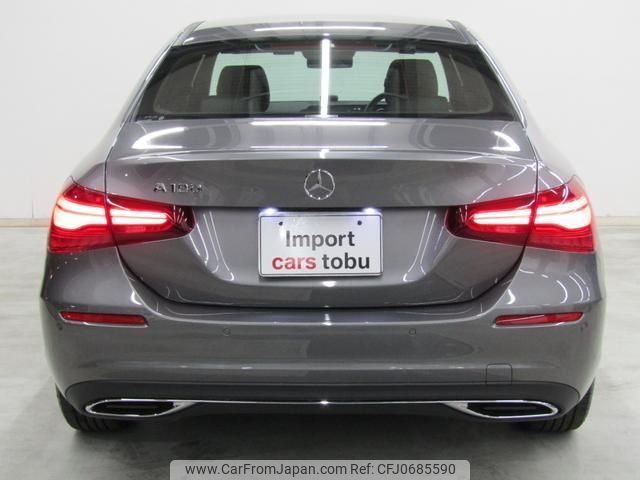 mercedes-benz a-class 2023 -MERCEDES-BENZ--Benz A Class 177184--W1K1771842J419235---MERCEDES-BENZ--Benz A Class 177184--W1K1771842J419235- image 2