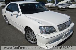 toyota crown 2002 CFJ1639692