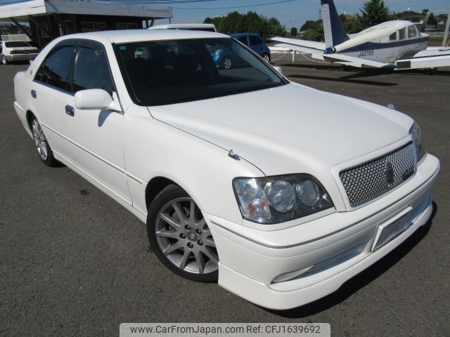 toyota crown 2002 CFJ1639692 image 1