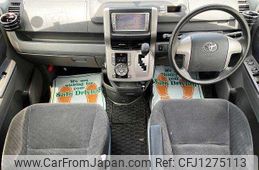 toyota voxy 2009 504928-930767