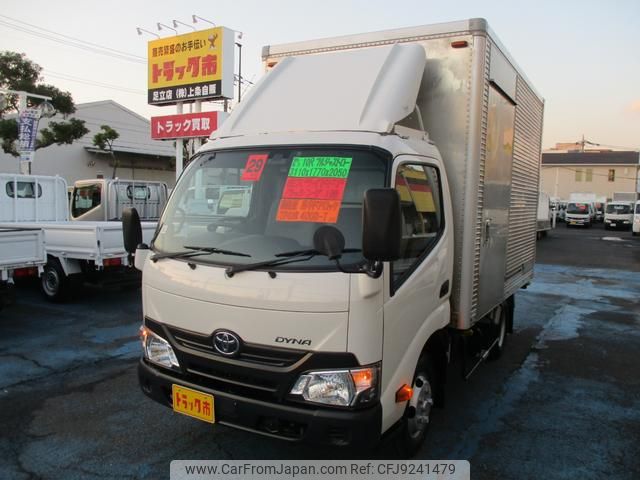 toyota dyna-truck 2017 GOO_NET_EXCHANGE_0500956A30231128W001 image 1