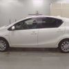 toyota aqua 2015 -TOYOTA--AQUA NHP10-6429149---TOYOTA--AQUA NHP10-6429149- image 5