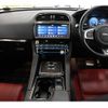 jaguar f-pace 2016 quick_quick_LDA-DC2NA_SADCA2AN1HA053655 image 3