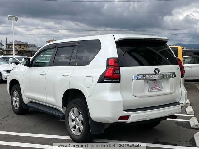 toyota land-cruiser-prado 2021 CFJ1848443 image 2