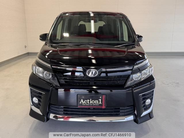 toyota voxy 2014 492 image 2