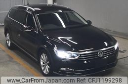 volkswagen passat-variant 2018 -VOLKSWAGEN--VW Passat Variant WVWZZZ3CZJE179138---VOLKSWAGEN--VW Passat Variant WVWZZZ3CZJE179138-