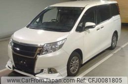 toyota esquire 2015 -TOYOTA--Esquire DBA-ZRR80G--ZRR80-0168694---TOYOTA--Esquire DBA-ZRR80G--ZRR80-0168694-