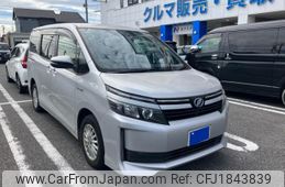 toyota voxy 2014 CFJ1843839