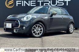 mini mini-others 2015 -BMW--BMW Mini DBA-XM20--WMWXM720802A76420---BMW--BMW Mini DBA-XM20--WMWXM720802A76420-