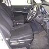 toyota voxy 2015 -TOYOTA--Voxy ZWR80G-0095375---TOYOTA--Voxy ZWR80G-0095375- image 6