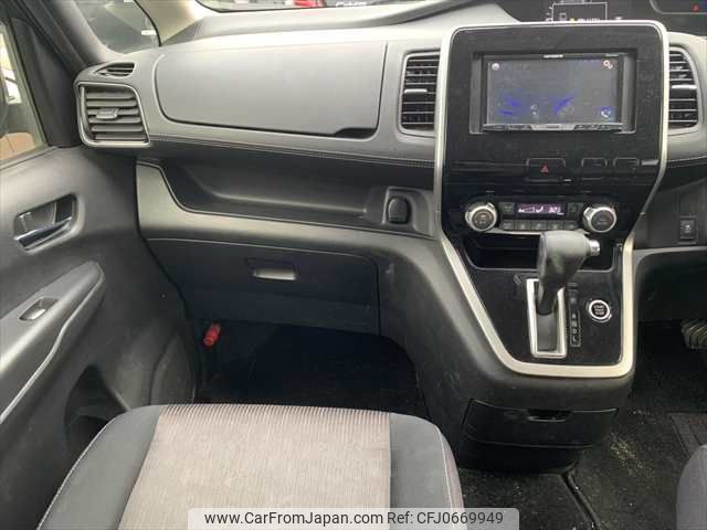 nissan serena 2016 NIKYO_LE63731 image 2