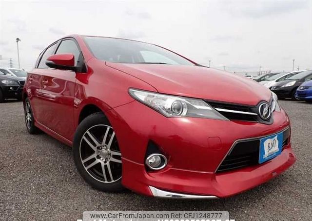 toyota auris 2013 646828-N2025050296F-27 image 1