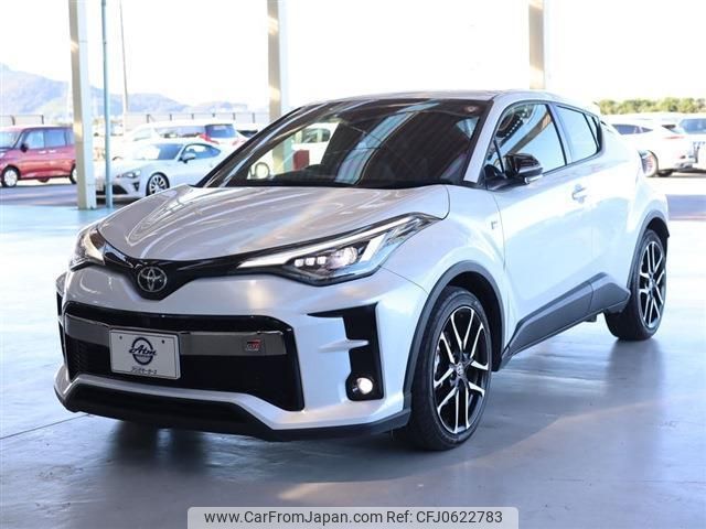 toyota c-hr 2023 quick_quick_3BA-NGX10_NGX10-2024251 image 1