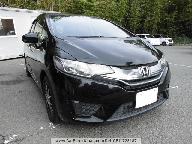 honda fit-hybrid 2015 CFJ1723187 image 2