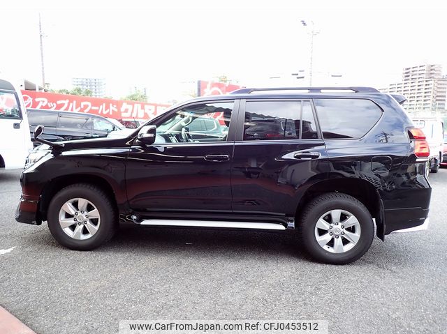 toyota land-cruiser-prado 2019 24123104 image 2