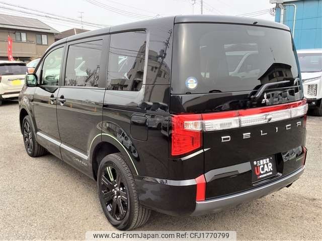 mitsubishi delica-d5 2024 CFJ1770799 image 2