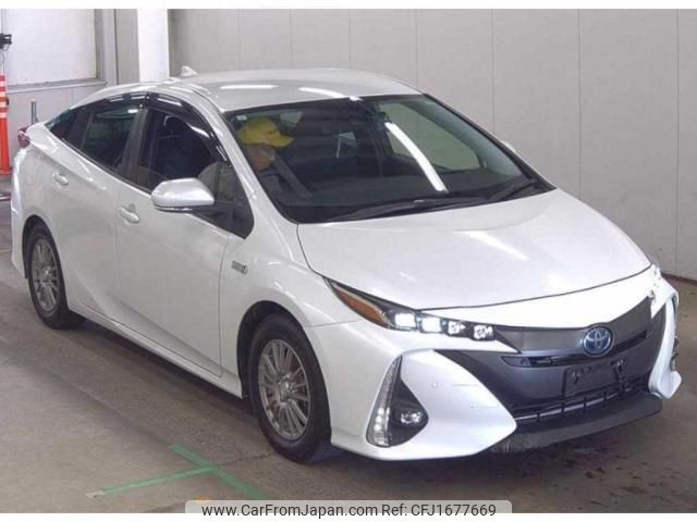 toyota prius-phv 2022 CFJ1677669 image 1
